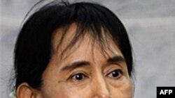 Bà Suu Kyi nhấn mạnh đến sự cần thiết phải diệt trừ việc sử dụng hãm hiếp làm công cụ chiến tranh trên toàn thế giới