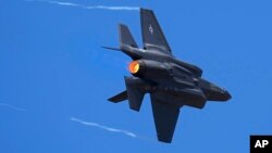 MSB, “F-35 için ödediğimiz parayı geri alabileceğimizi düşünüyoruz. Bu konuda da görüşmeler devam etmektedir" açıklaması yaptı.