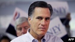 Ứng cử viên tổng thống của đảng cộng hòa Mitt Romney tại Livonia, Michigan, hôm 28/2/2012